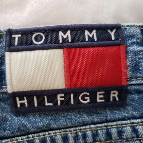 Vintage Tommy Hilfiger High rise denim short - Picture 5 of 7
